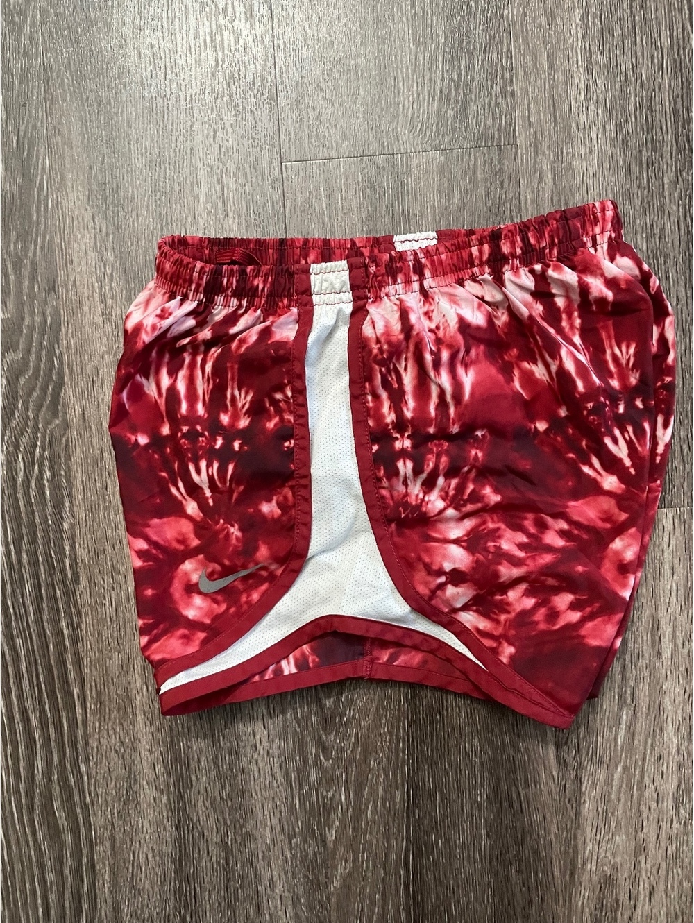 Nike Alabama Crimson Tide Tie-Dye Tempo Running Shorts - Picture 4 of 13